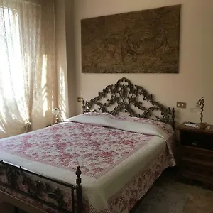 Couette-café La Lanterna Di Lida E Beppe, Pise